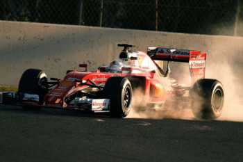 Ferrari SF16-H е призван да върне отбора към златните му времена.