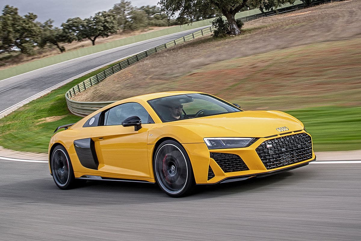 Тествахме новото R8 - AUTO BILD България